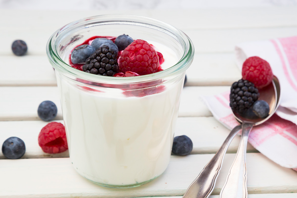 Weaning-foods-Milk-and-yogurt