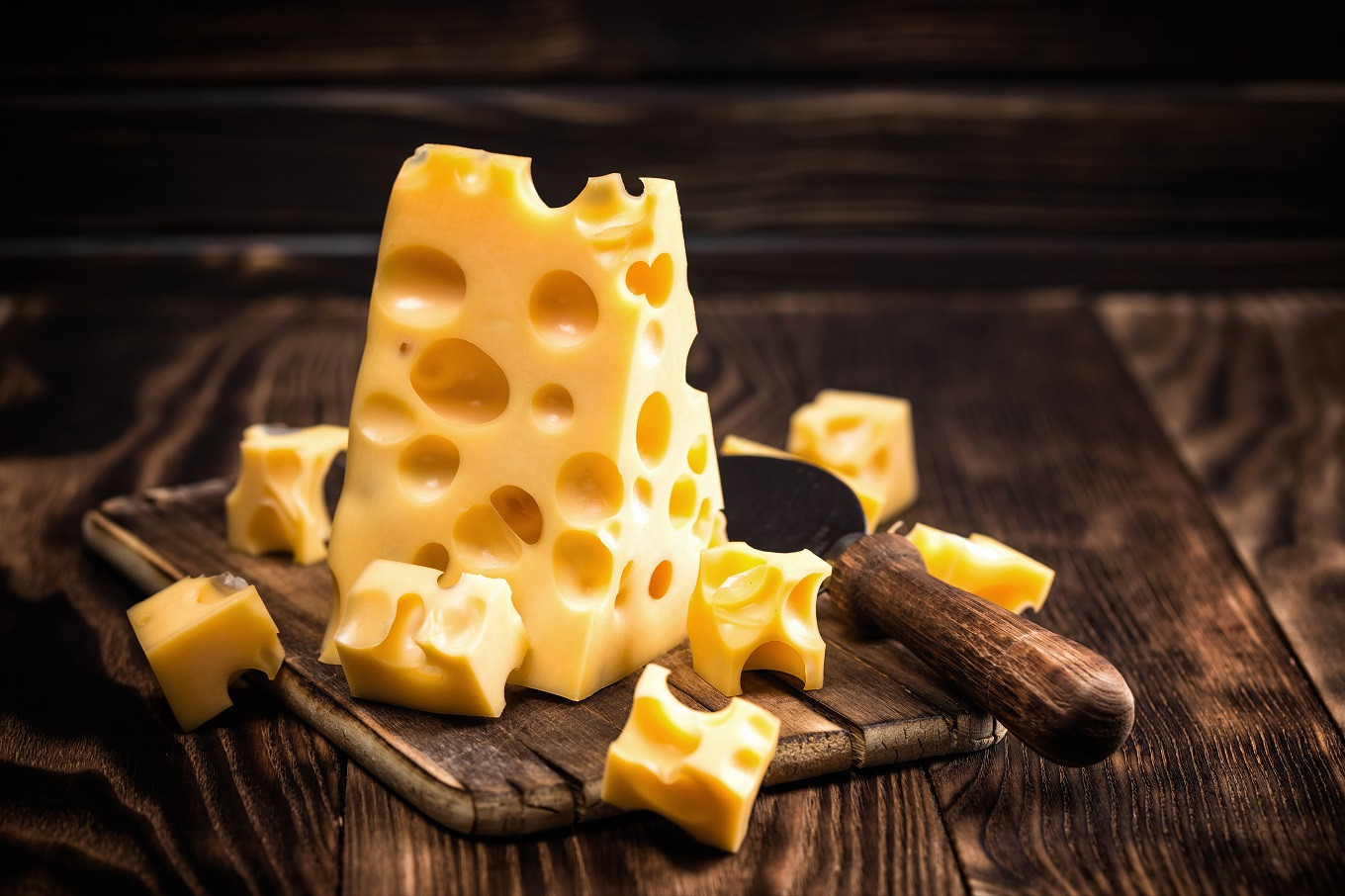 Best-foods-for-probiotics:-Some-types-of-cheese