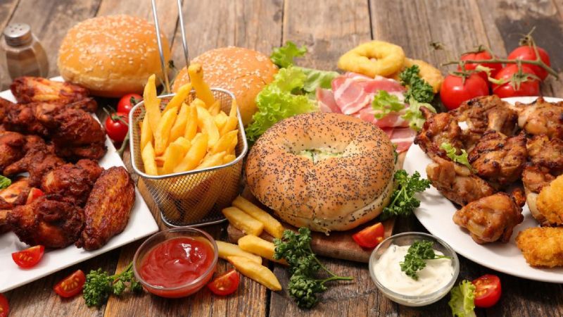 Foods-to-avoid-when-losing-weight:-Fast-food