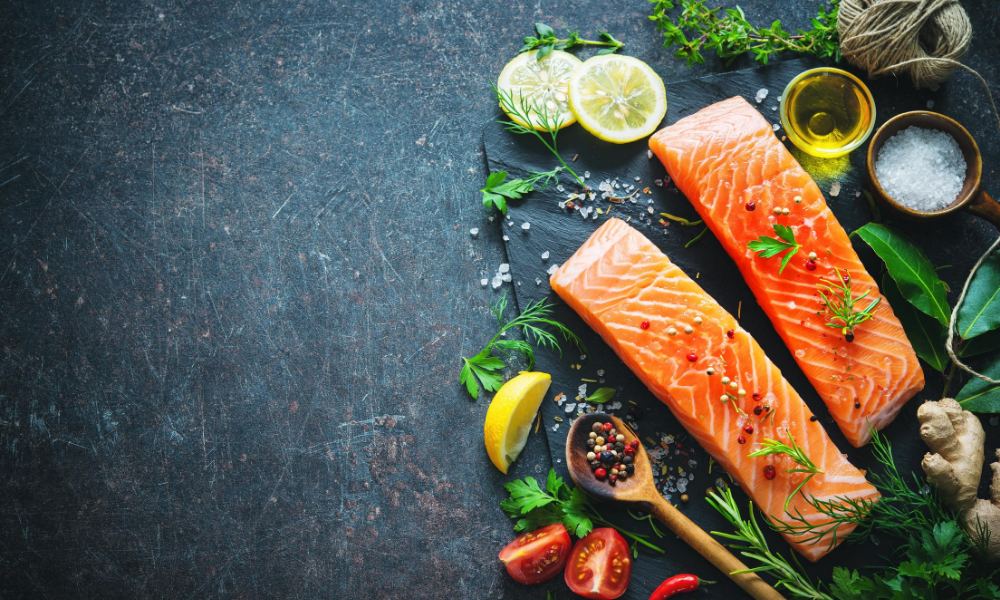 Foods-that-improve-eyesight:-salmon