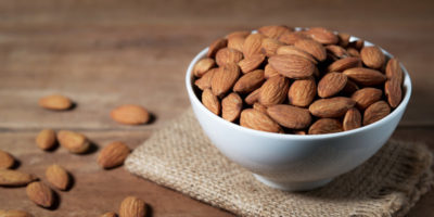 Top-5-benefits-of-eating-almonds-The-"Queen"-of-nuts